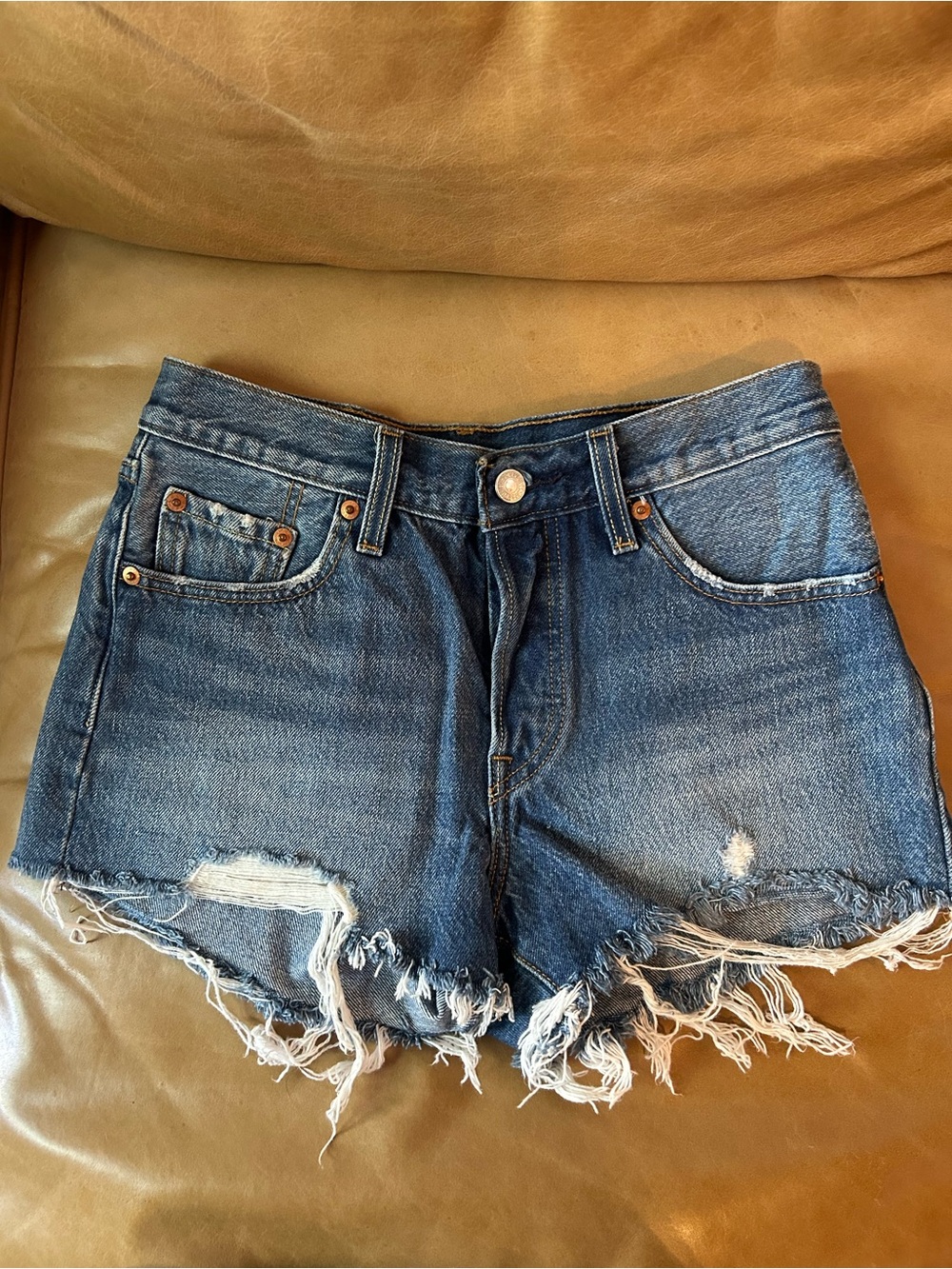 Levi's Distressed Frayed Hem Denim Shorts - 501 high rise